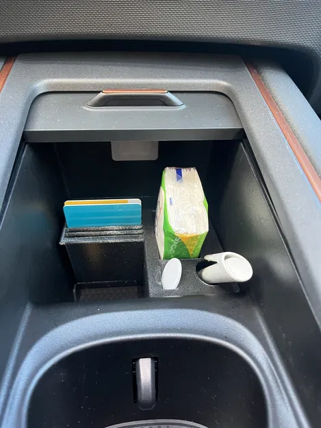 Cupra Born - Khay Tổ Chức Hộp Trung Tâm - Image 4