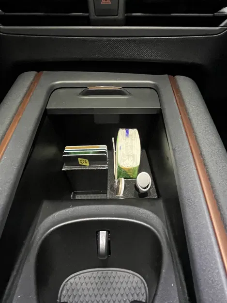 Cupra Born - Khay Tổ Chức Hộp Trung Tâm - Image 6