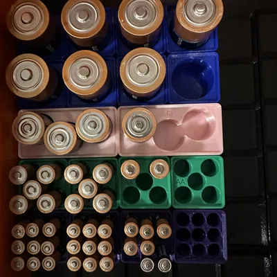 Giá Đỡ Pin Gridfinity