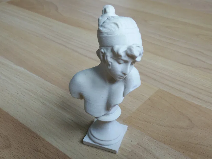 Tượng bán thân Sappho - Image 1