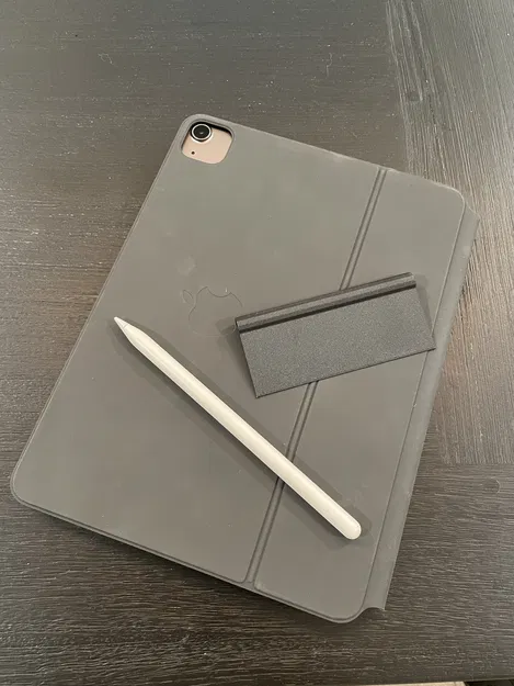 Giá đỡ bút chì iPad cho Magic Keyboard - Image 1