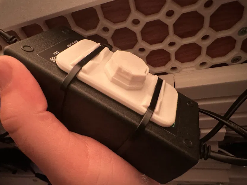 Dây rút - giá đỡ dải điện cho Multiboard ("Underware" của HandsOnKatie) - Image 1