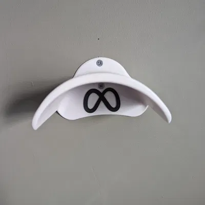 Giá Treo Tường Kính Quest 3