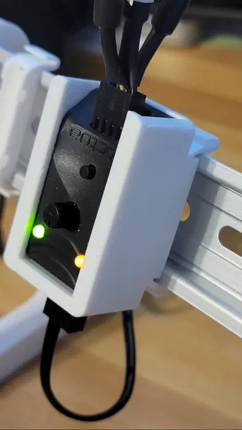 Bộ điều khiển quạt Noctua PWM gắn ray DIN - Image 1