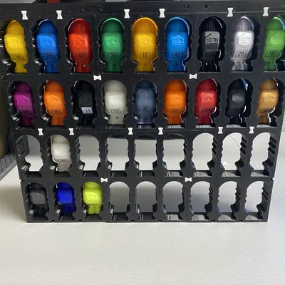 Chân đế trưng bày cho Phi hành gia Phil-A-Ment v3