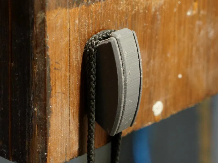 Móc Treo Tường Gấp Đôi Tiện Lợi - Image 3