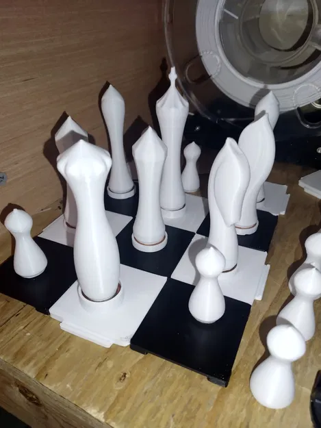 Đế Cờ Vua Có Đồng Xu Penny - Image 1