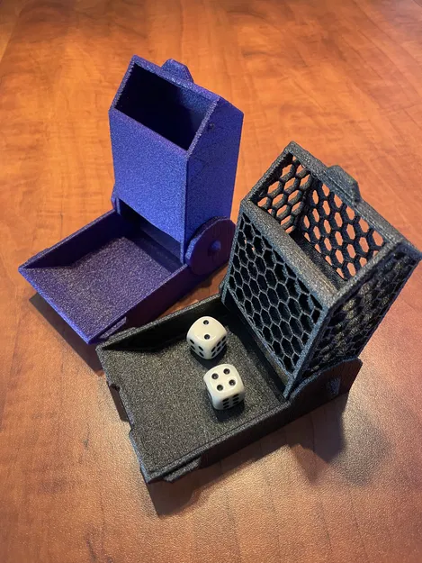 Tháp Xúc Xắc Gấp Gọn - Image 1