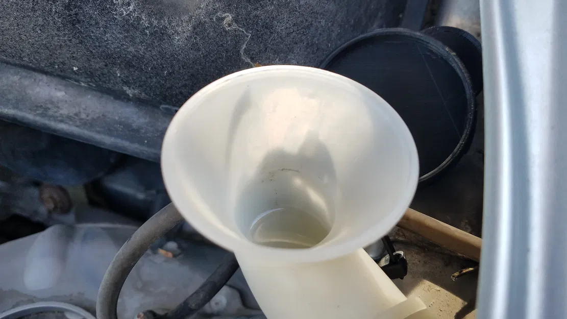 Nắp Bình Nước Rửa Kính Xe Honda CRV 2006 - Image 2