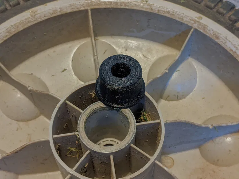 Chén đỡ bánh xe máy cắt cỏ Troy-Bilt - Image 1