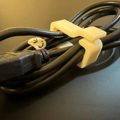 Kẹp cáp (Cable clamp) cố định dây gọn gàng