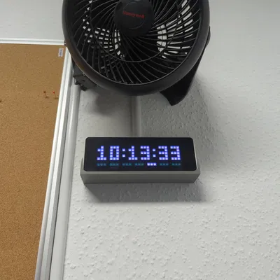 Giá Treo Tường Cho Đồng Hồ Pixel Thông Minh Ulanzi Awtrix