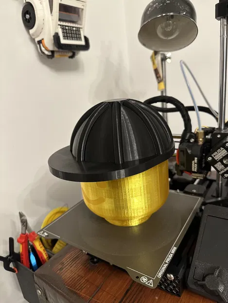 Đầu Lego đội mũ bảo hiểm công trường - Image 4