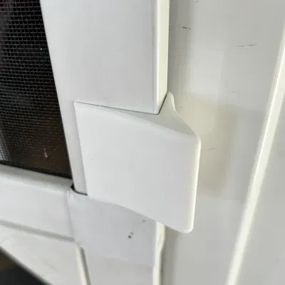 Tay Nắm Đơn Giản Cho Cửa Lưới Chống Muỗi Tesa