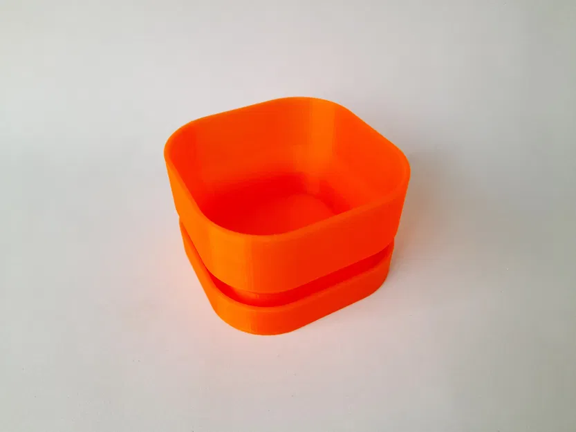 Chậu Hoa Vuông Có Lỗ Thoát Nước - Square Flower Pot With Water Drainage - Image 6