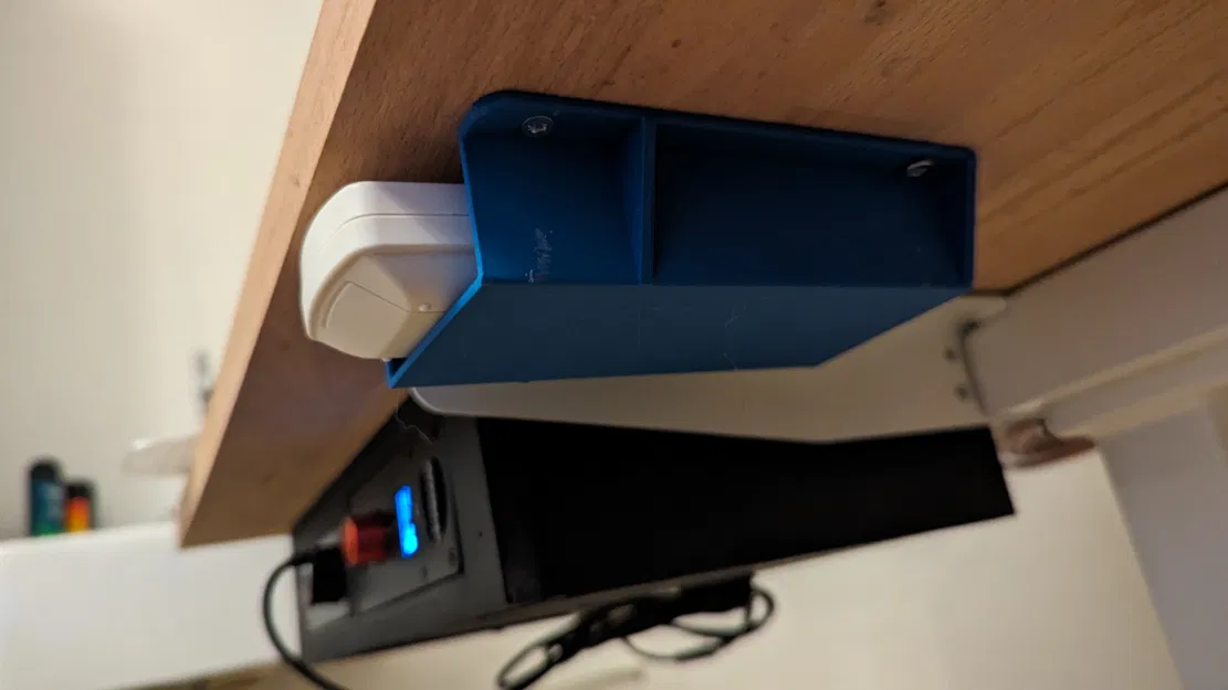 Giá đỡ bàn Daikin Remote - Image 1