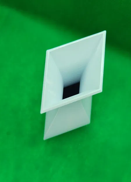 Bình Hoa ROMBO - Image 2