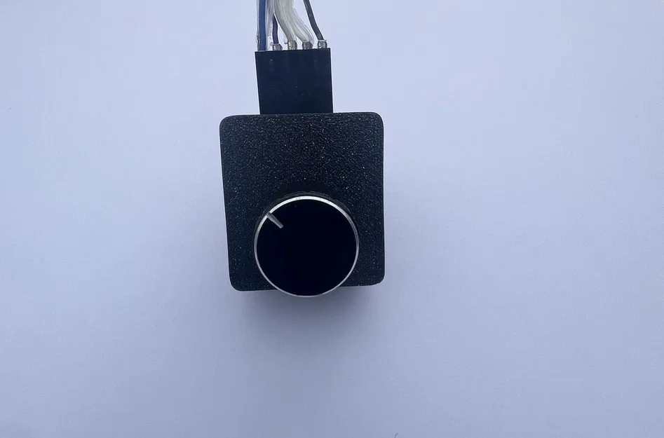 Vỏ Hộp KY-040 (EC11) Rotary Encoder Có Snap-fit và Lỗ Gắn Ốc - Image 1