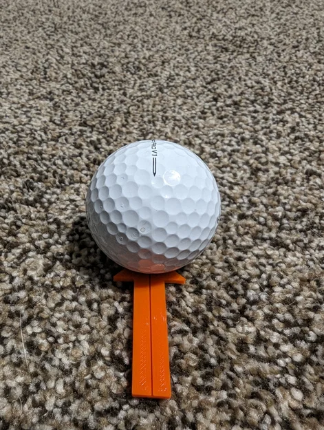 Dấu bóng Golf có hỗ trợ căn chỉnh khi putting - Image 1