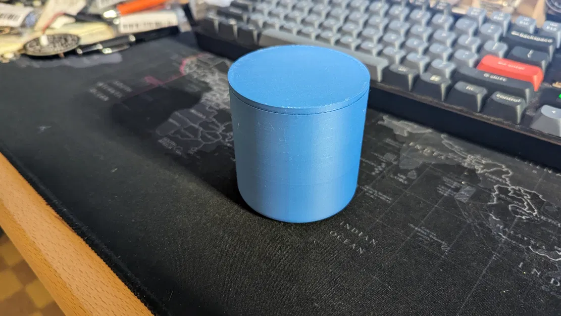 Ly đơn giản có nắp - Image 2