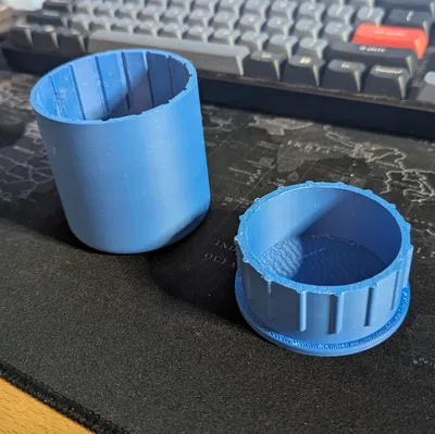 Ly đơn giản có nắp