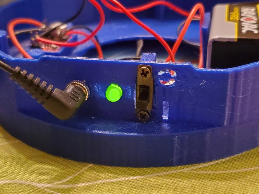 BÌNH CHÂM NƯỚC ẮC QUY - CÓ ÂM THANH - Image 3