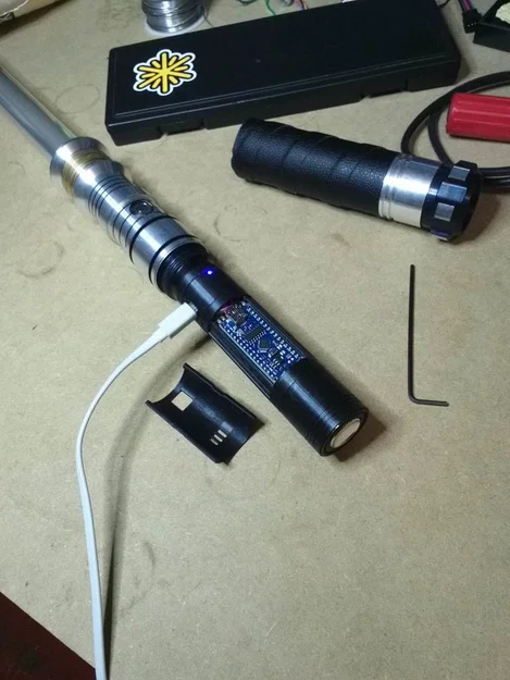 Hệ thống khung mở Lightsaber - Image 3