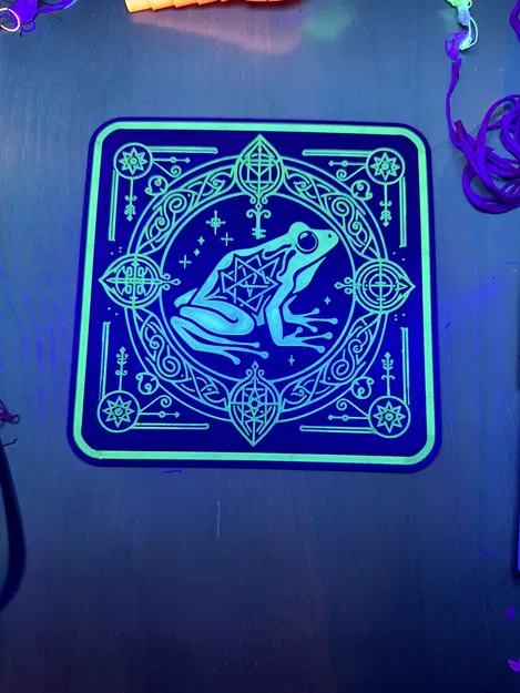 Mô Hình Ếch Hecate Phát Quang - Image 1