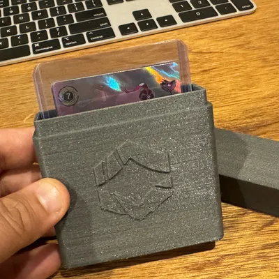 Hộp Đựng Card Lorcana "Enchanted" Top Loader