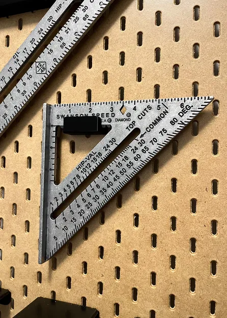 Thước Đo Swanson 7" Speed Square Cho Bảng Pegboard IKEA Skådis - Image 1