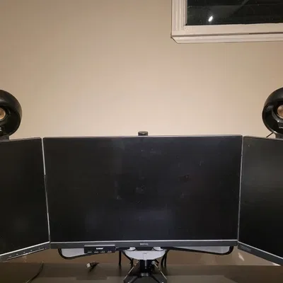 Giá đỡ loa Creative Pebble 2.0 gắn màn hình