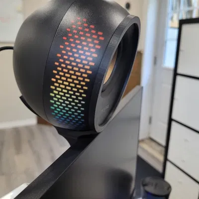 Giá Treo Màn Hình Creative Pebble X: Tiết Kiệm Không Gian Bàn Làm Việc Phong Cách!