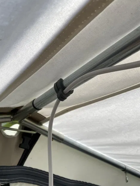 Kẹp cáp cho cây lều (22mm, 24mm, 25mm) - Image 1