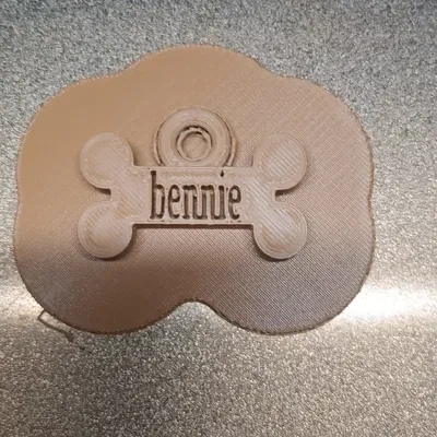 Tên thẻ cho chó Bennie