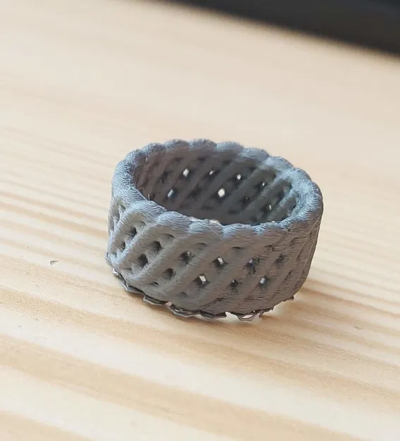 Chiếc nhẫn - Image 1