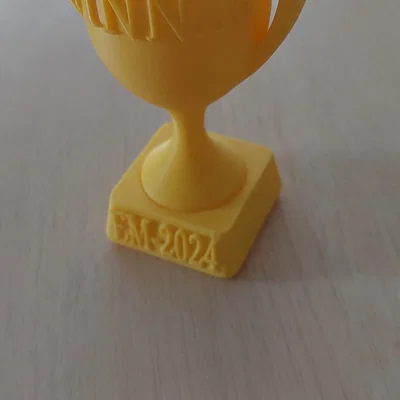 Mẫu Cúp "Pokal" Cho Mùa Giải EM