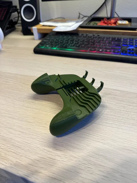 Tay Cầm Chơi Game iPhone / Đa Năng - Image 1