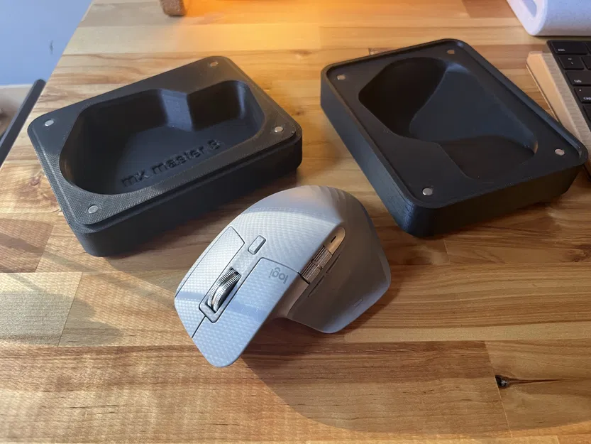 Hộp cứng cho chuột Mx Master 3 - Image 1