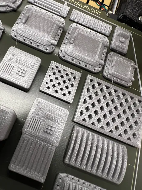 Greebles! Bảng điều khiển lối vào, cửa sập và nhiều hơn nữa! - Image 6