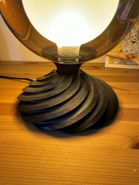 Chân đèn làm từ bóng đèn IKEA - Image 2