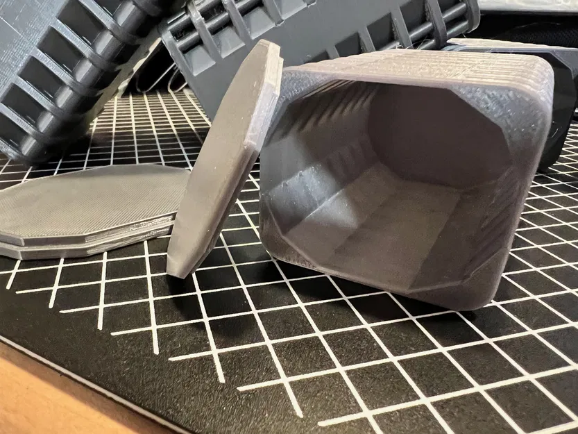 Container V - Image 6