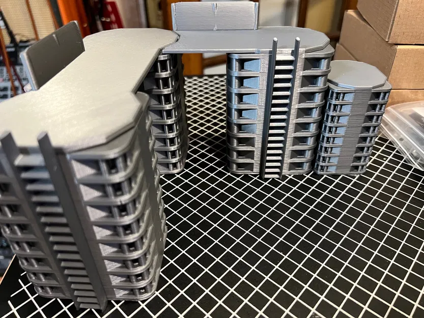 Lan Can Container V - Image 4