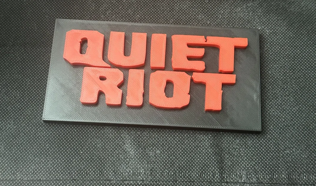 Biển hiệu ban nhạc Quiet Riot thập niên 80 - Image 1