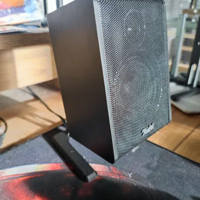 Chân đế loa Teufel