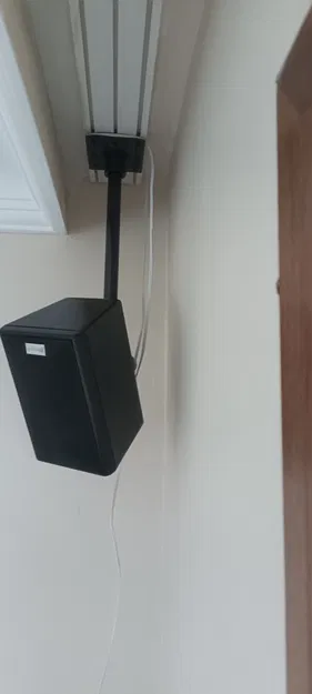 Giá đỡ loa cao độ trên thanh ray rèm (Loa atmos) - Image 1