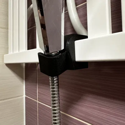 Kẹp giữ vòi sen choRadiator vuông