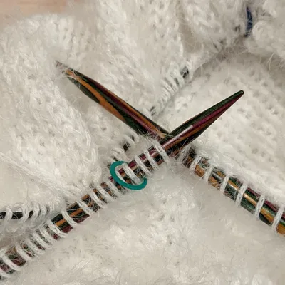 Kim đánh dấu mũi đan mỏng (mở và đóng)