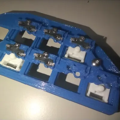 Khay giữ socket hot-swap Outemu