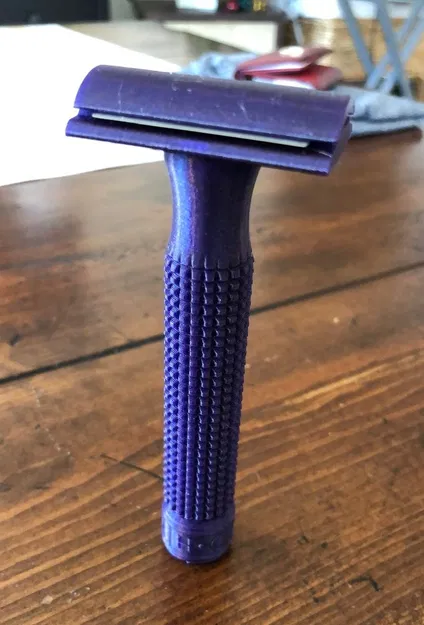 Dao cạo râu an toàn HC - In 3D hoàn chỉnh - Image 1