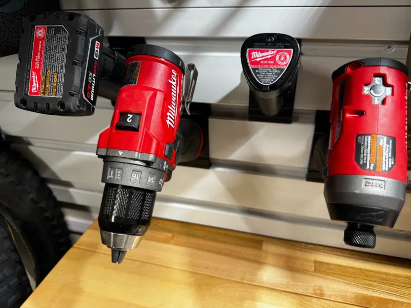 Giá đỡ công cụ M12 cho thanh Gladiator - Image 2